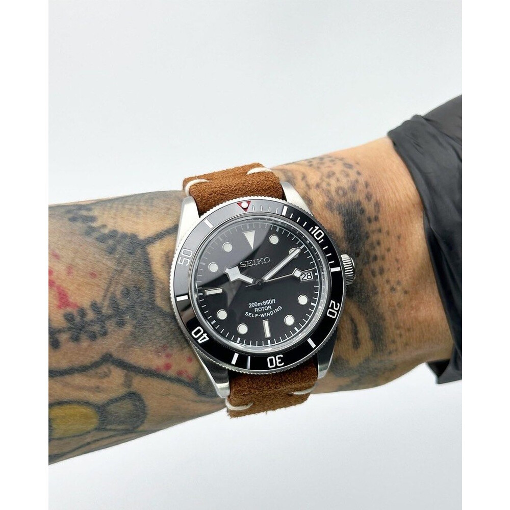 Custom Seiko Mod • Black Smiley BB58 • 39mm